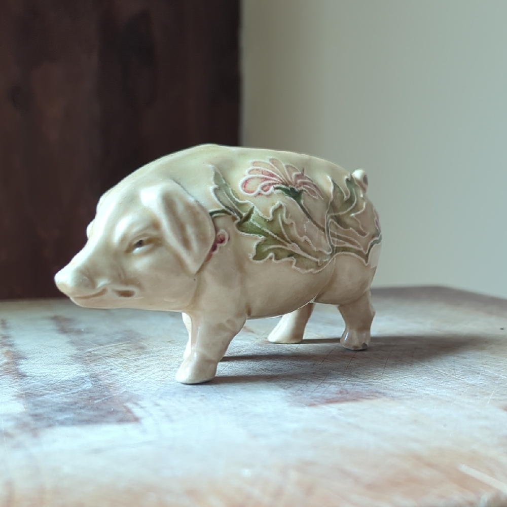 Decorative Antique Cream Pig Coin Bank With Painted Lotus Style Flowere 4in
